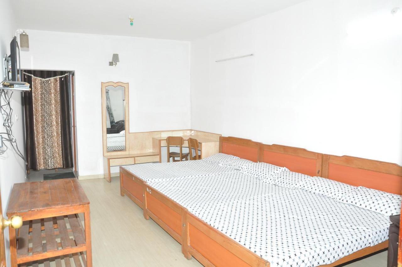 Hostel White House Anandagiri Tamilnadu - Tamilnadu - Kodaikanal Exterior foto
